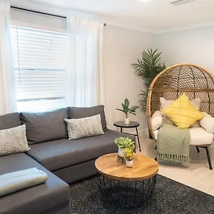 Tranquil & Fully Renoveted Near Busch Gardens Tampa